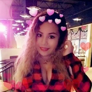 Meet your Posher, Nelly